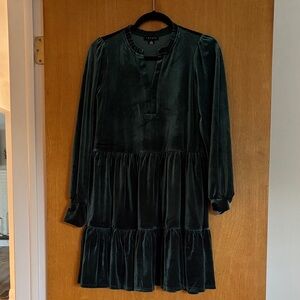 1. State Deep Green Velvet Long Sleeve Dress